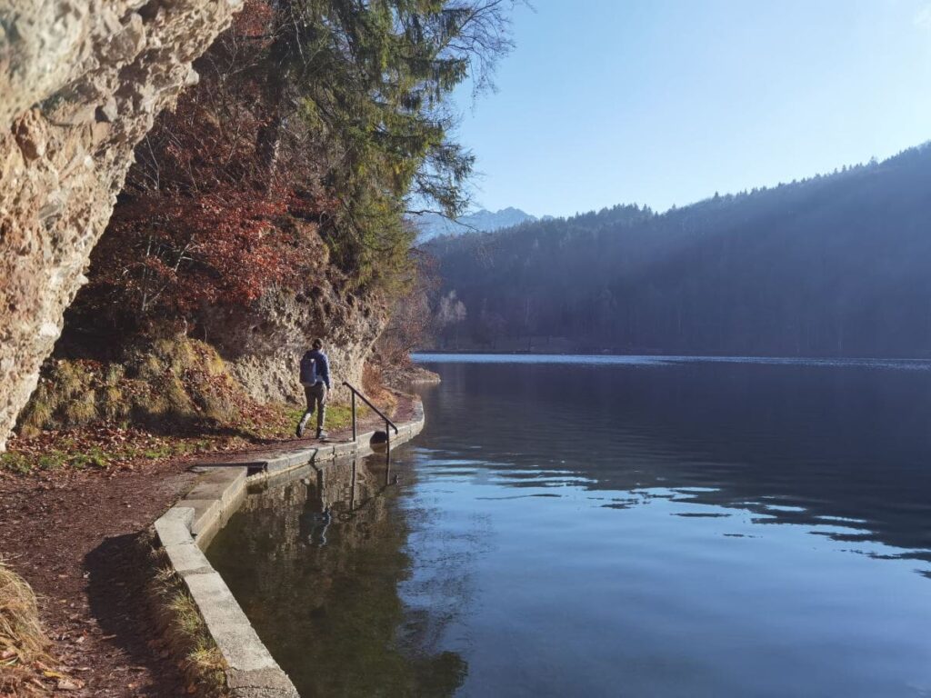 Hechtsee Kufstein wandern - ein Rundweg führt einmal rund um den ganzen See